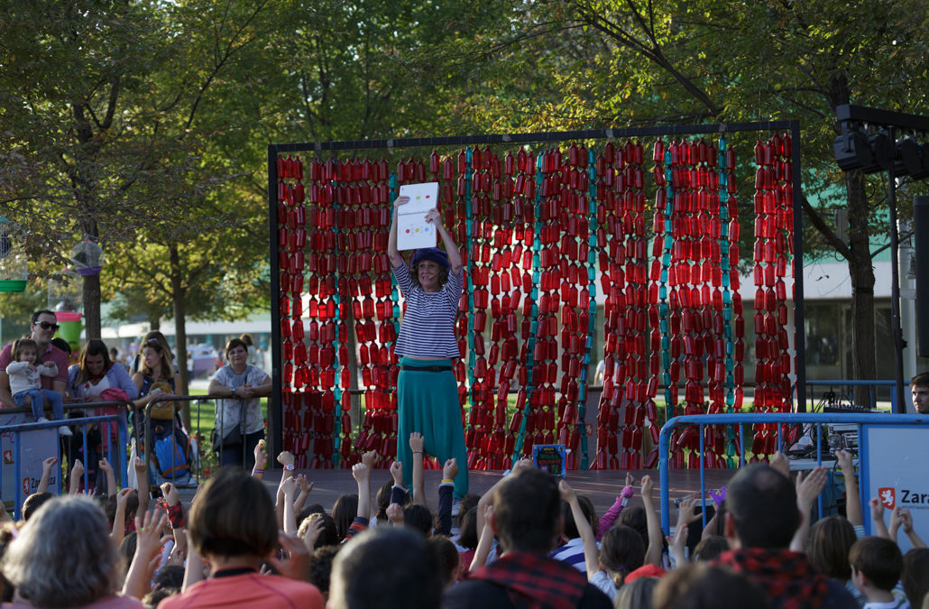 Espacio Cuenta CuentosRío y juego. Espacio infantil en Frente Fluvial Expo